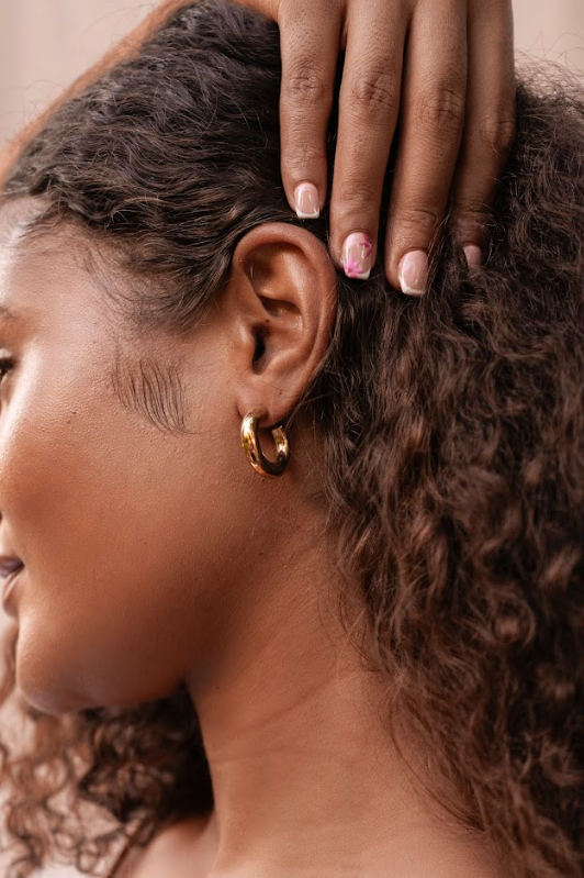 Zuri Earrings - Small Hoop